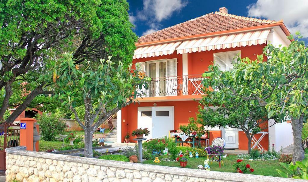 Apartmani Volga Petrčane Exterior foto
